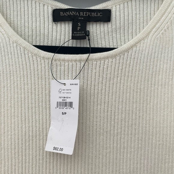 NWT Banana Republic Women’s white/cream coloured top, keyhole back size S - Picture 8 of 9